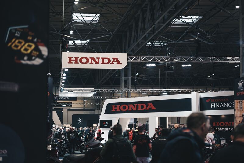 Trade shows, inflatables for advertising, tablecloths, retractable banner, digital print, pop up banner
